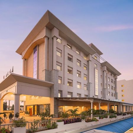 Claresta Hoteles Hosūr Exterior foto